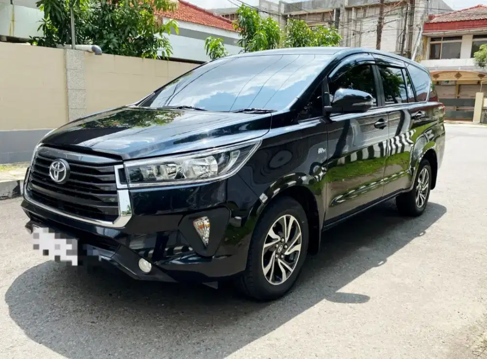 Innova Reborn 2.0 G At 2022 (Low KM)