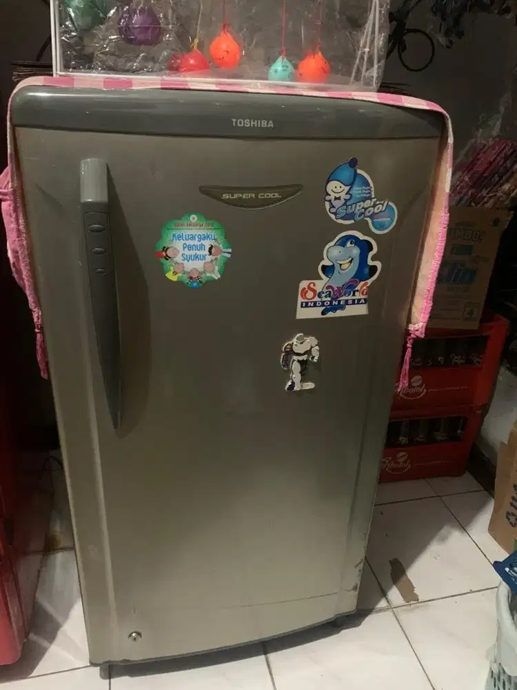 Kulkas toshiba 1 pintu