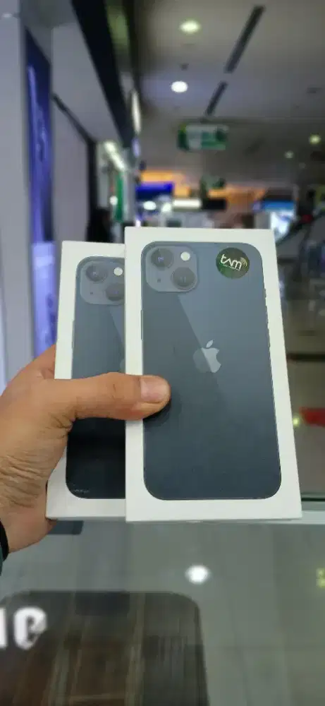 DI JUALLL..Iphone 13 128GB, resmi pa/a ibox garansi 12 bulan