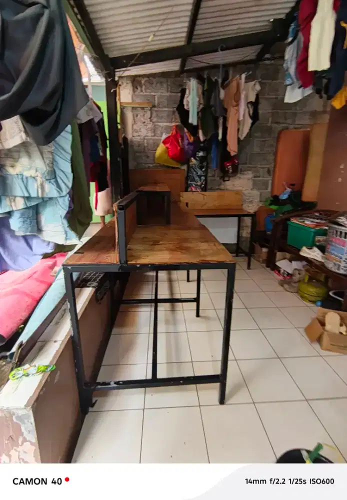 Meja Panjang Later L cocok untuk usaha