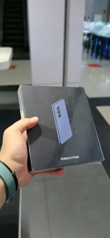 Barang Baru..Samsung Galaxy z fold 6 12/512GB, Barang segel pabrik.