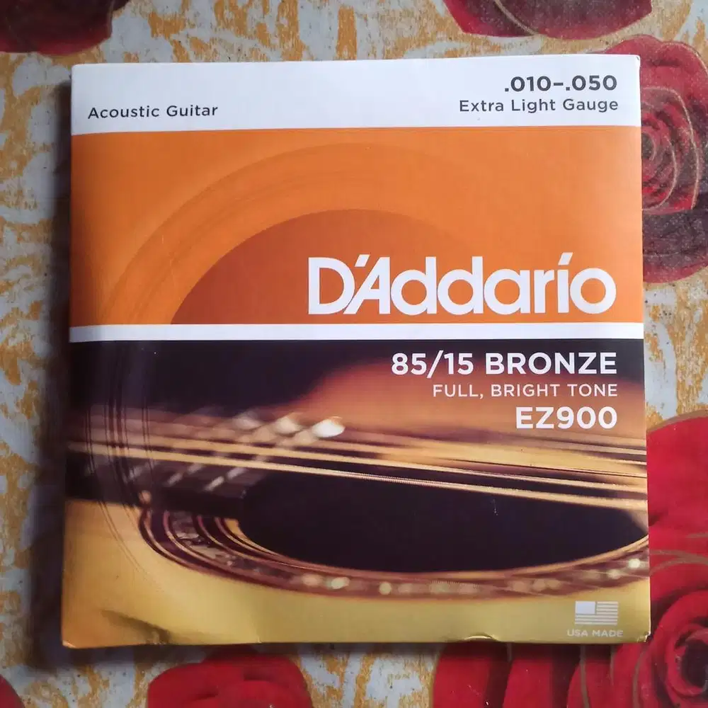 Senar Gitar Akustik D'Addario EZ900 ukuran 010