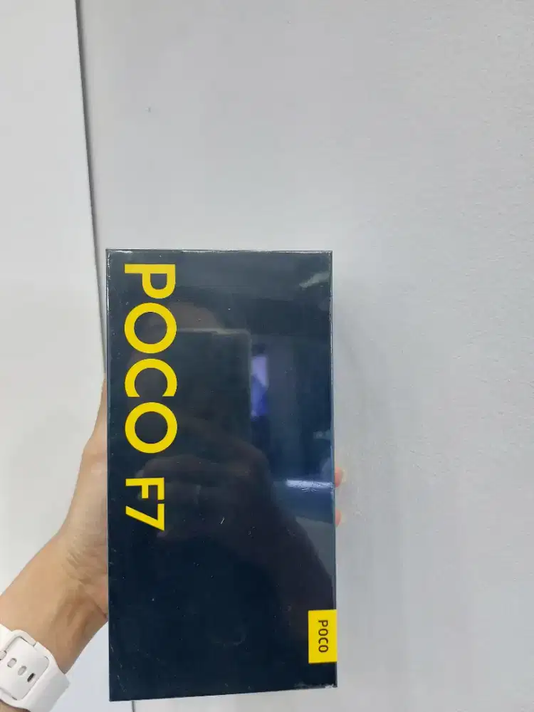 READY POCO F7 BARU DAN MASIH SEGEL