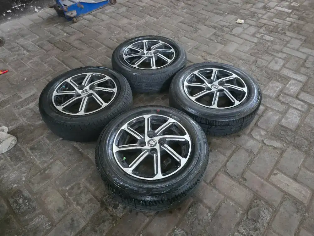Velg Ban Ori Agya Ayla TRD Sport R14 Karimun Wagon Picanto Atoz Visto