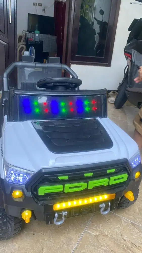 Mobil Aki Anak Merk EXOTIC