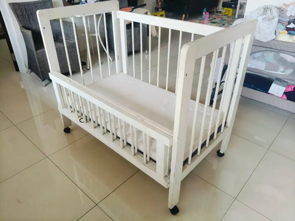 Baby Box / Ranjang Bayi kayu / Tempat Tidur Box Bayi