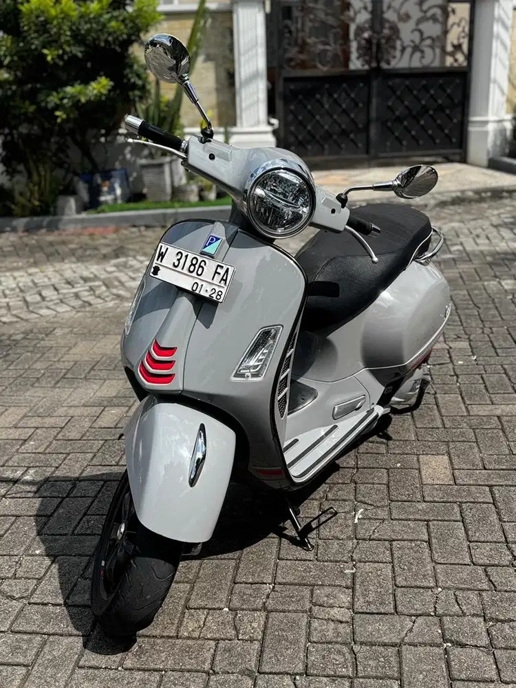 VESPA GTS 150 2022