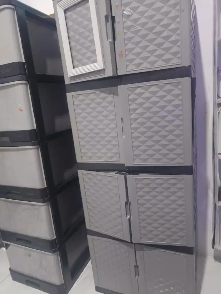 Lemari plastik 4tingkat