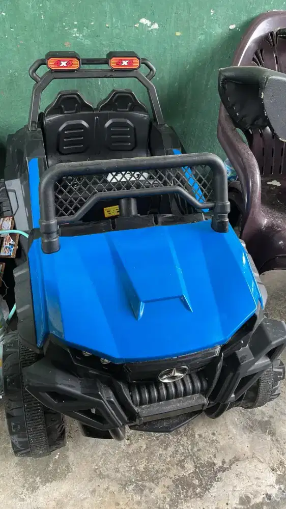 DIJUAL Mobil aki anak.