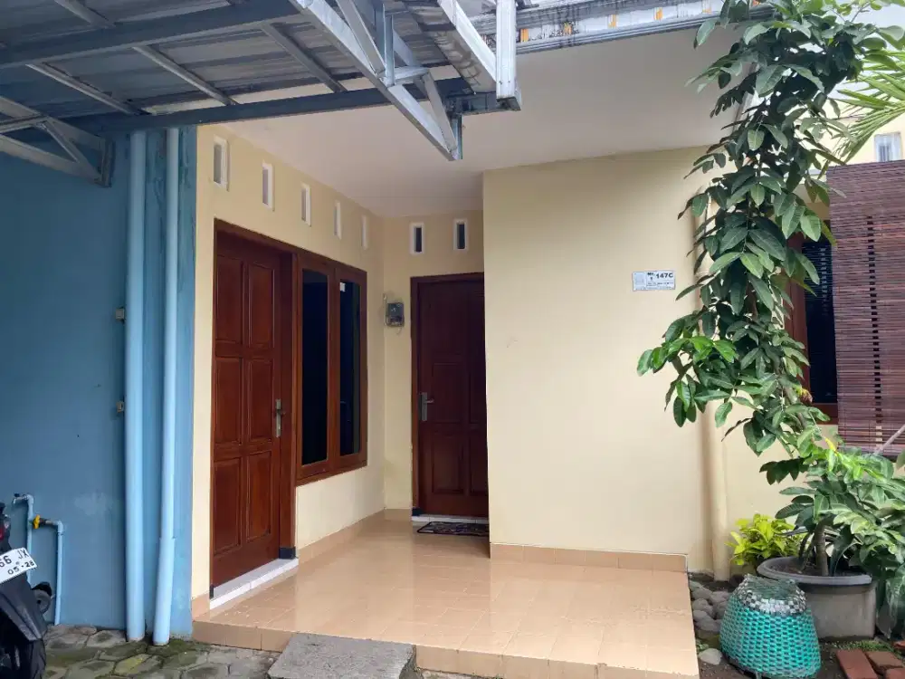 Dikontrakkan untuk muslim, rumah nyaman dan tenang.