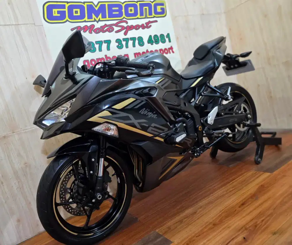 KAWASAKI ZX25R ABS QS 2022 . ZX25 R