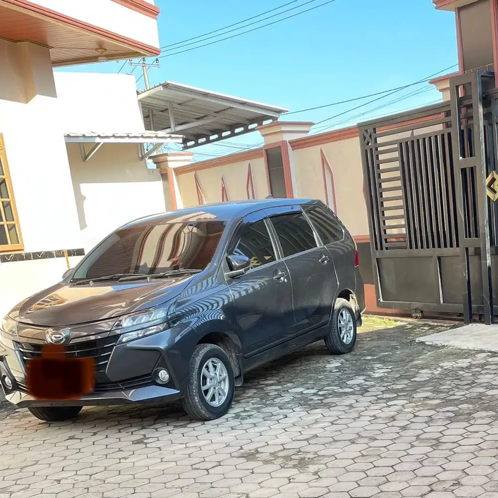 XENIA X MT 1,3 (km 40rb)