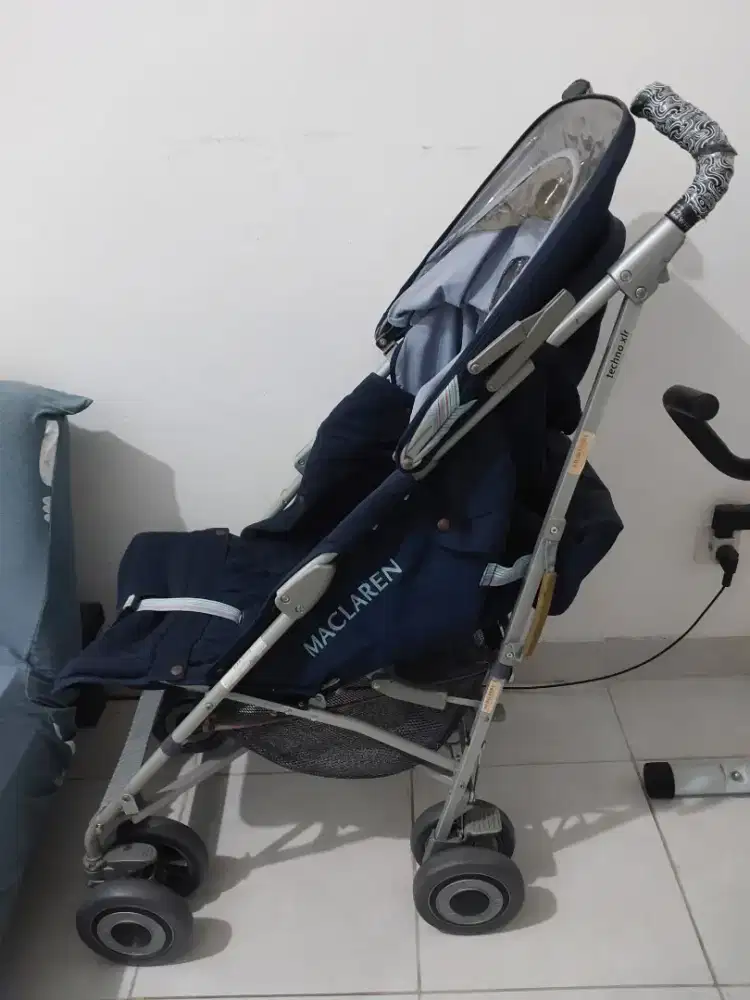 Stroller MacLaren kondisi baik