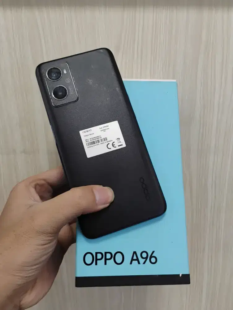 oppo A96 8/256gb minus kamera depan gak bisa