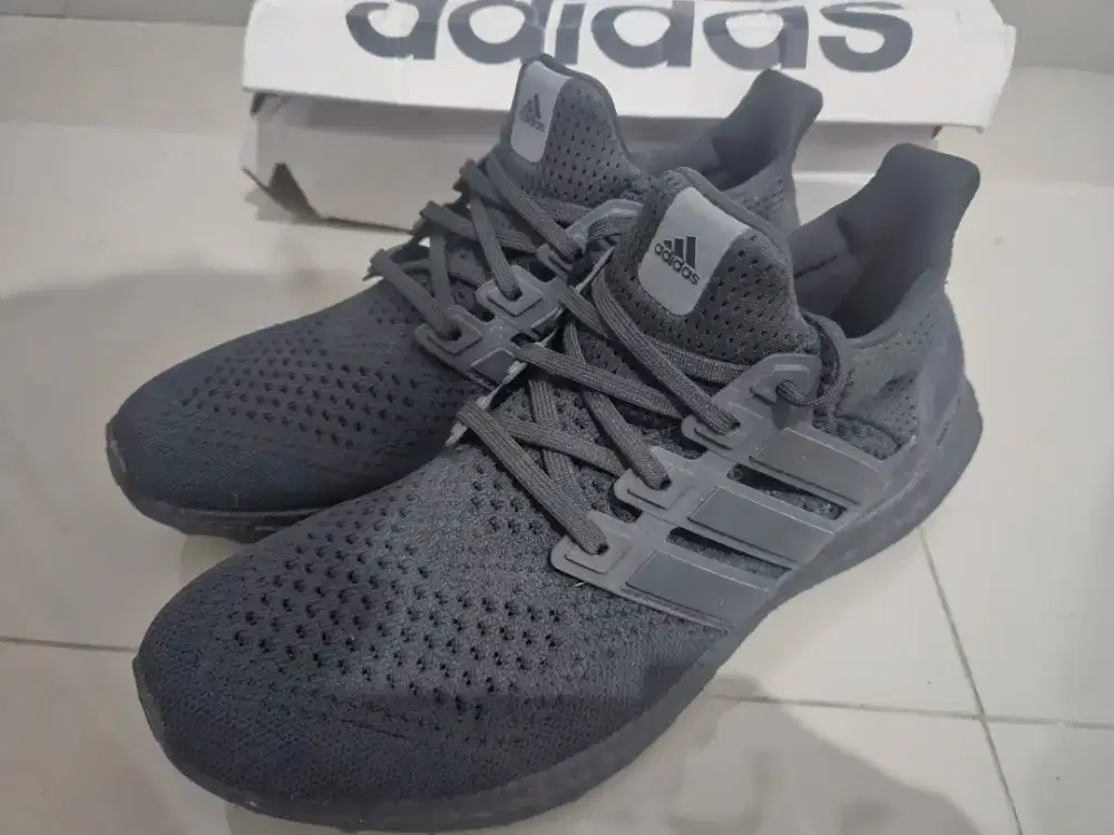 Adidas Ultraboost Triple Black