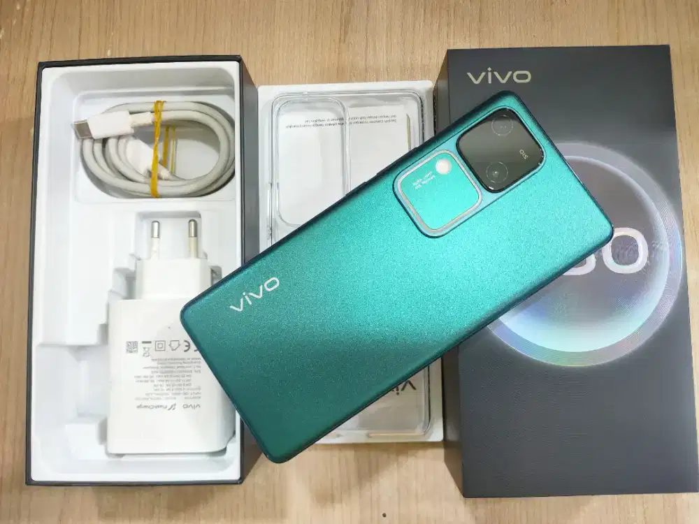 SECOND VIVO V30 5G 8/256GB Garansi Resmi VIVO