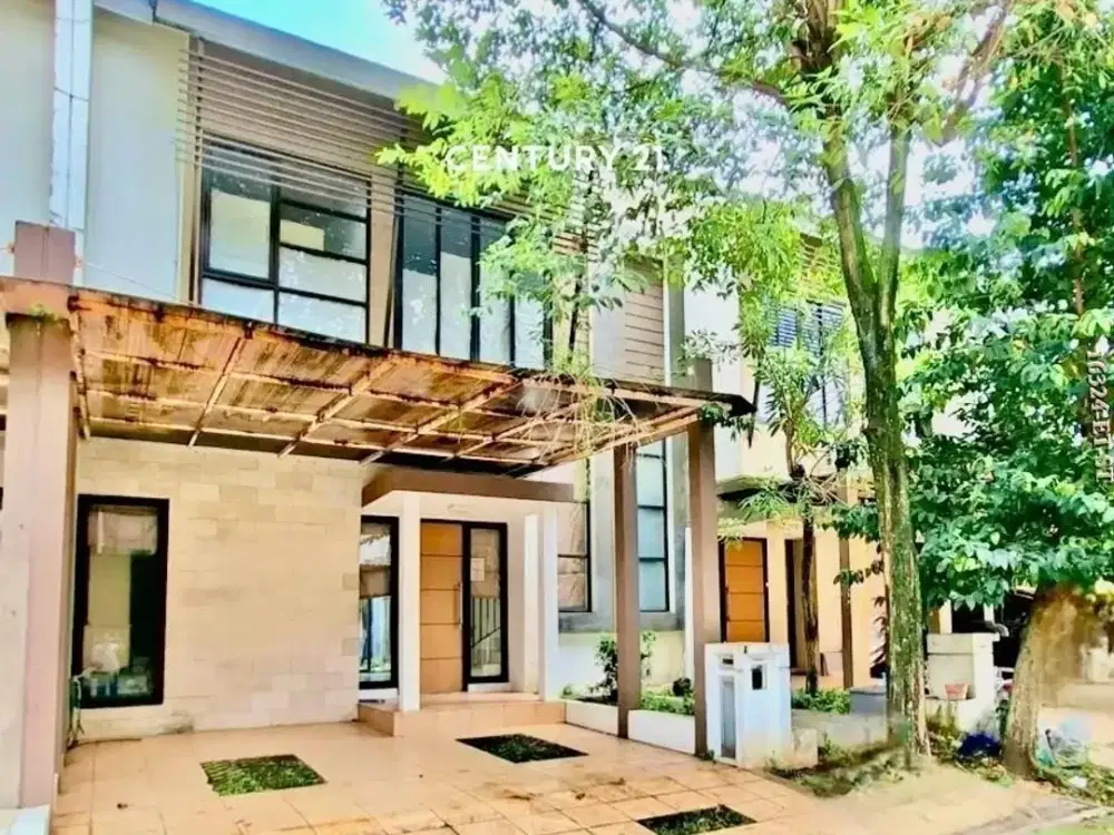 Rumah Modern Dengan Masih Ada Halaman Belakang Di Discovery