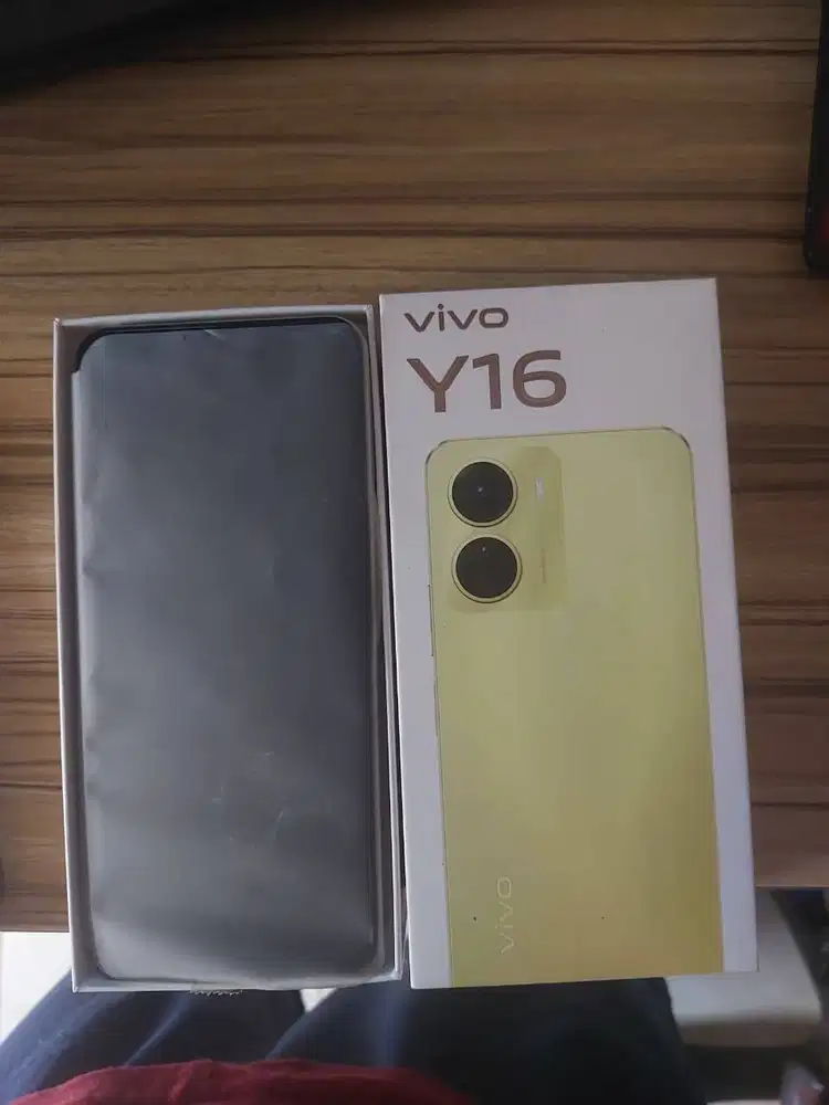 Vivo Y16 Ram (4+4/128 GB) masih bebungkus kaya baru Fullset ori semuan