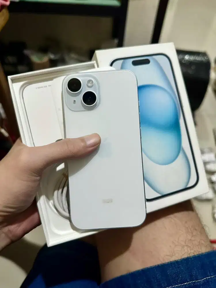 iPhone 15 128gb fullset ori masih garansi resmi ibox