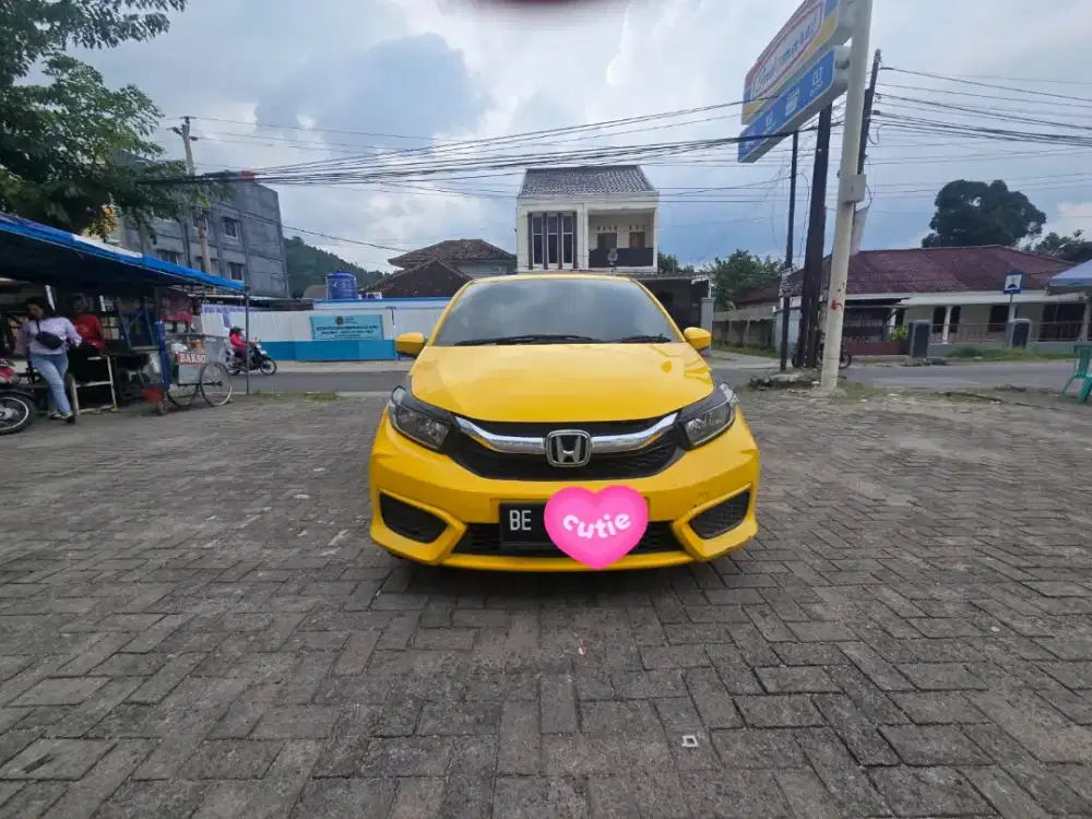 Honda BRIO tangan pertama orisinil