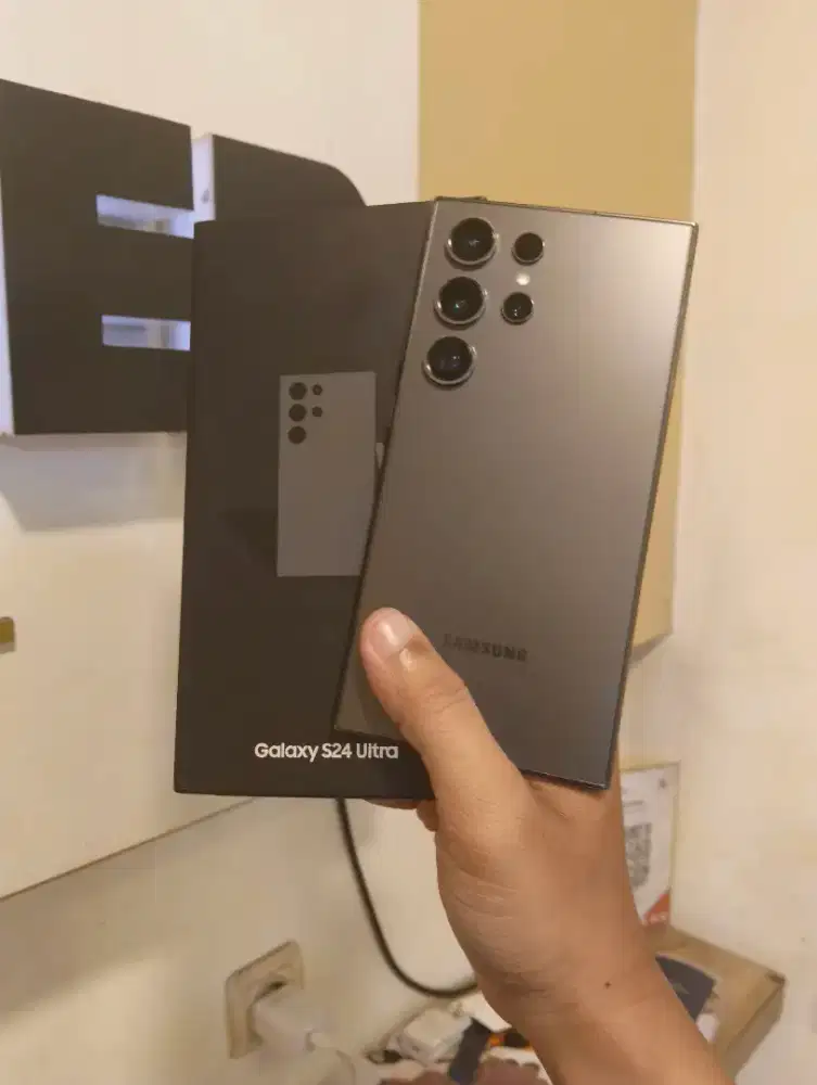 Jual Samsung S24 Ultra Second Ram 12/256Gb Mulus No Kendala