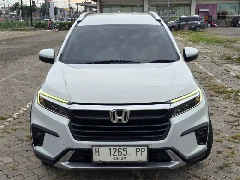 BRV E 2022 AT Istimewa dp 15jt