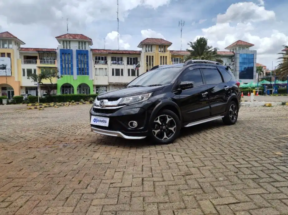 TDP 9,JT, Honda BR-V 1.5 Prestige Bensin-AT Hitam 2019