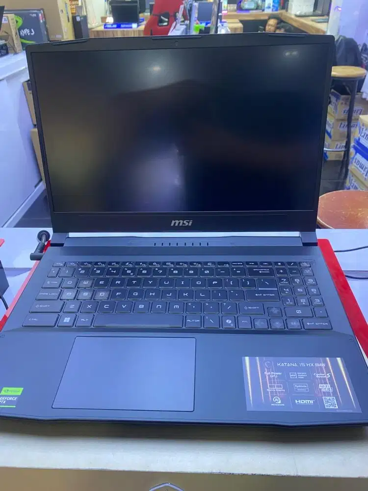 Cicilan ringan Laptop MSI KATANA 15 HX cuma pakai KTP aja!!