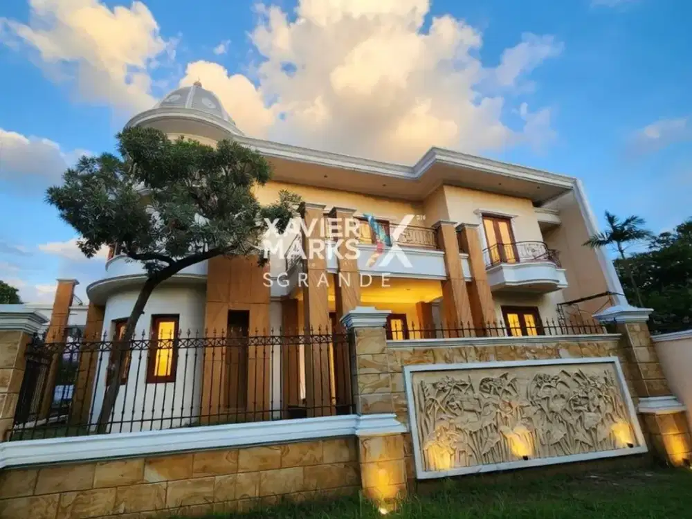 Disewakan Rumah Elite 2 Lantai di Galaxi Bumi Permai, Surabaya Timur