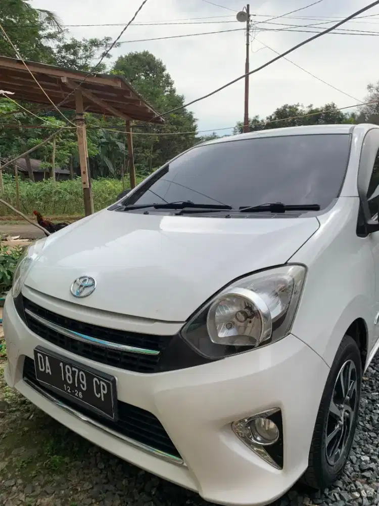 Mobil pkaian sndiri ktp pertama Ad
