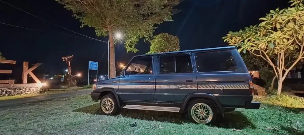 Toyota kijang super tahun 94 tipe long 1.5