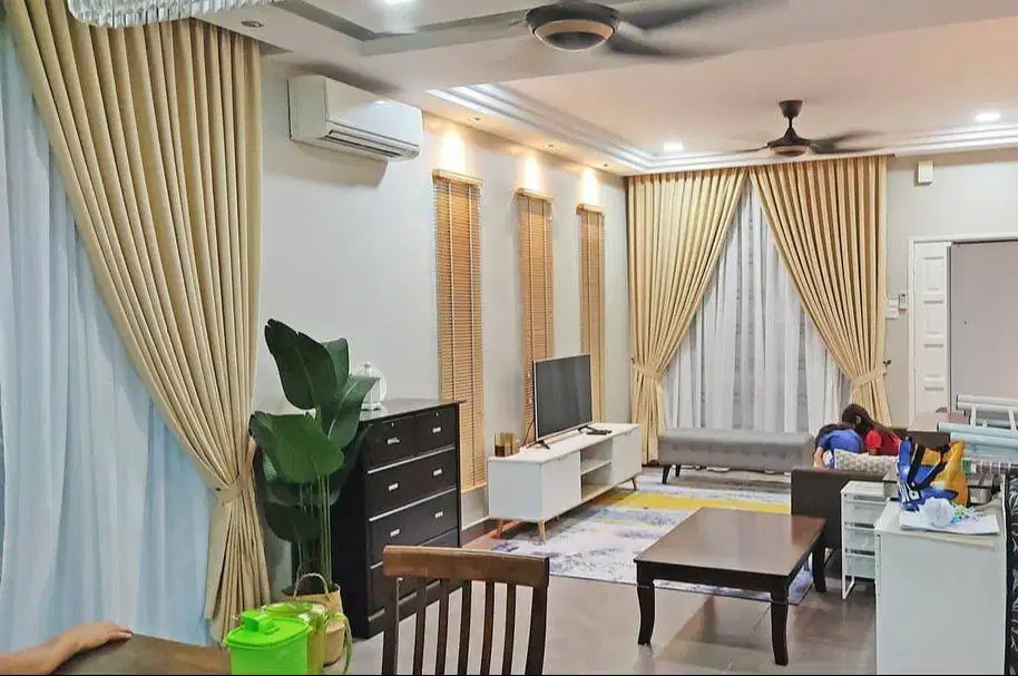 Pasang Tirai Gorden Jendela Gordyn Mewah Hordeng Model Terbaru Murah