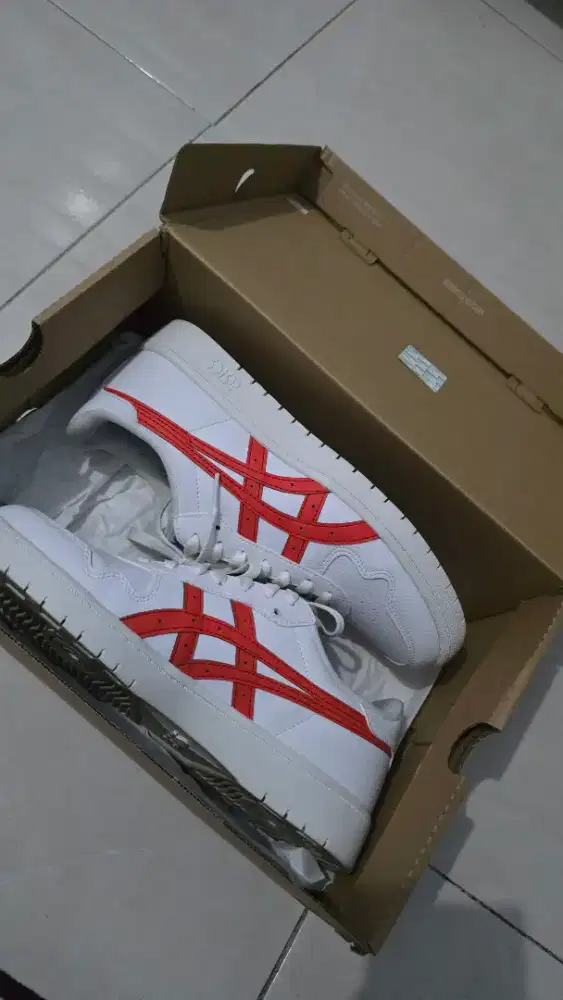 ASICS GEL SNEAKERS SIZE 42 (26,5)CM