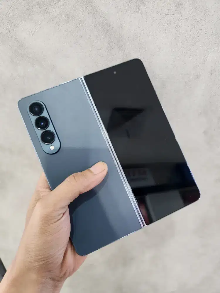 Samsung Z Fold 4 12/512 GB Fullset