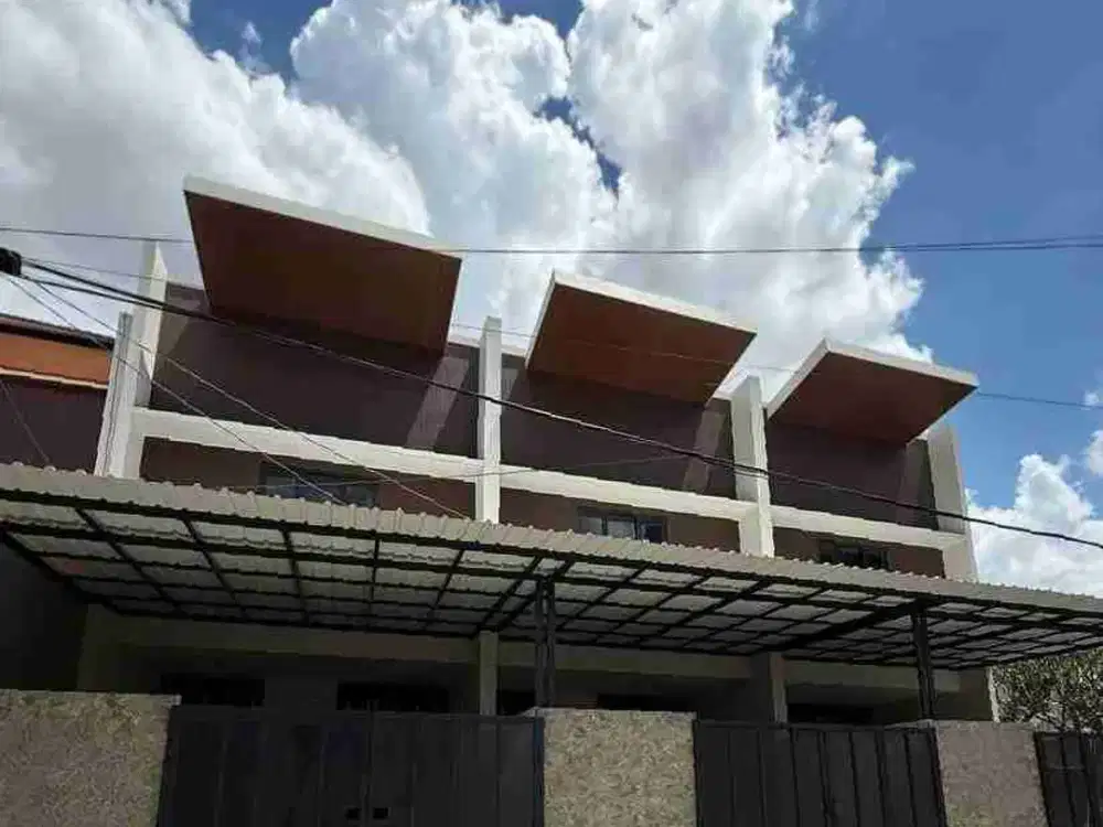 Baru Gress‼️Rumah Tenggilis dekat Ubaya