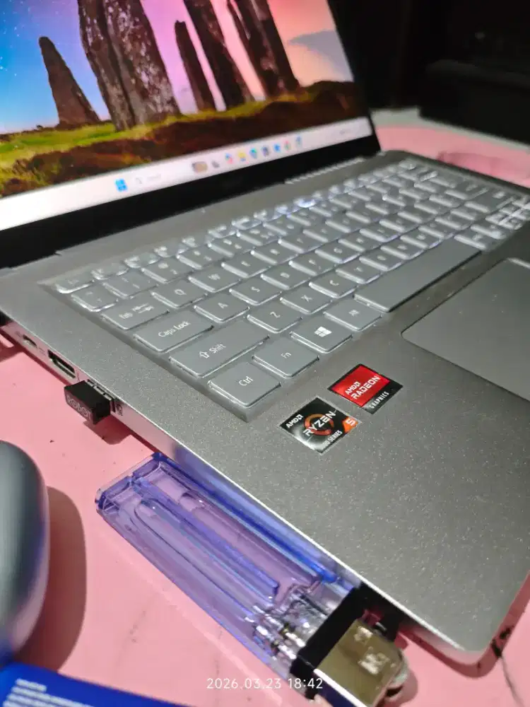 Acer swift ryzen 5-5500 ram 16gb nvme 512gb