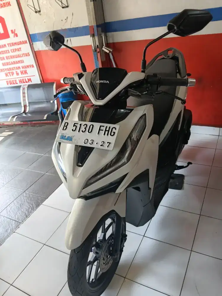 VARIO 125 CBS ISS KREDIT MURAH DP 1JUTA SYARAT KTP&KK