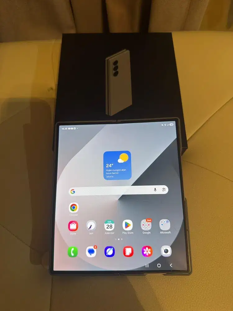 DI JUAL SAMSUNG FOLD 6 99% MULUS!! DI JUAL KRN BOSAN,JARANG DI PAKAI!