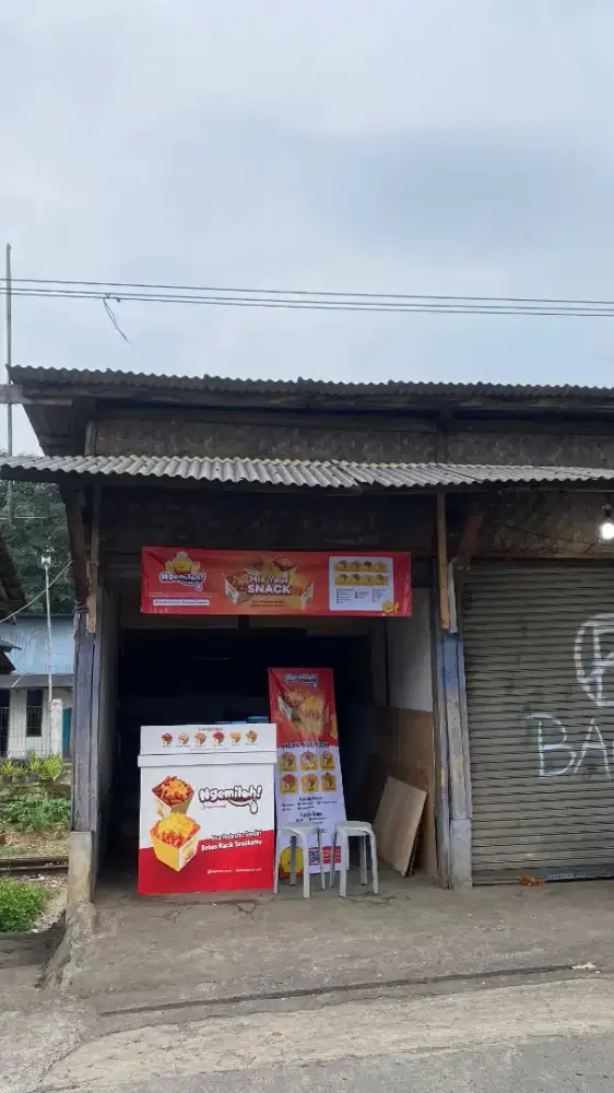 Booth Jualan Ngemiloh