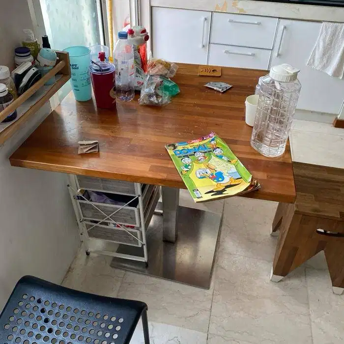 Meja Makan Kayu - Berat sekitar 25kg - Kokoh - 80x80x75cm