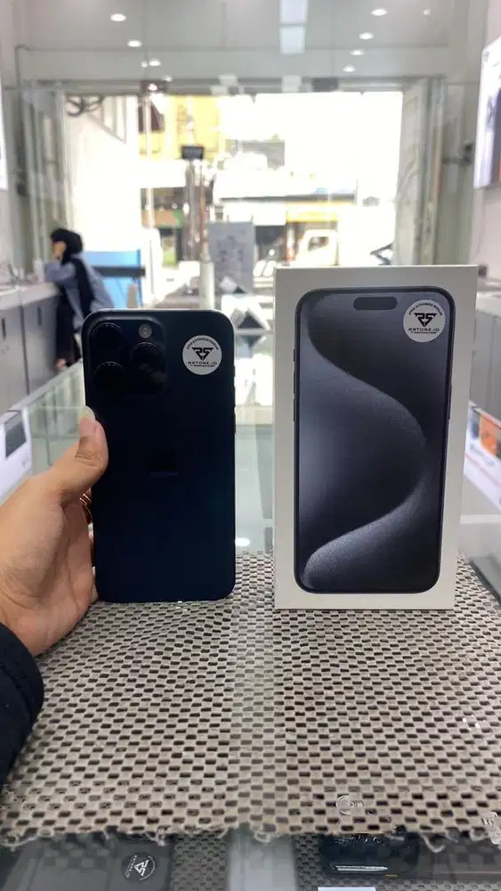 iPhone 15 Pro max 256Gb fullset, ex garansi internasional