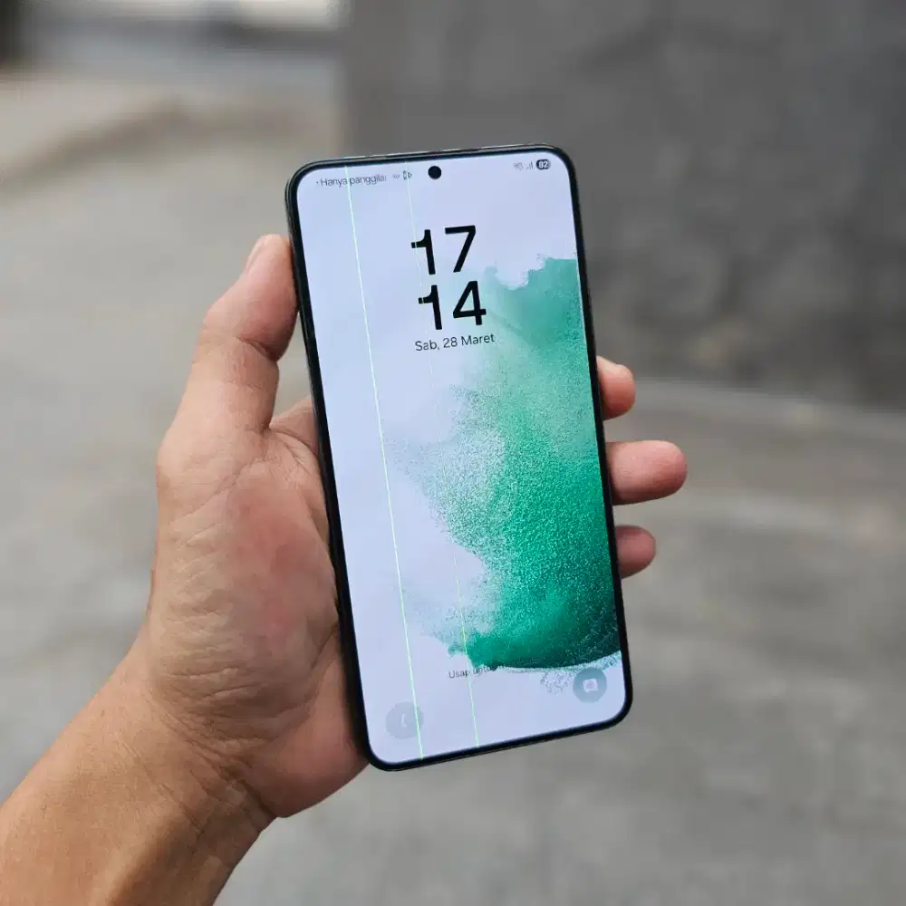 SAMSUNG GALAXY S22 PLUS SEIN 5G 8/256 GB MINUS GARIS FUNGSI NORMAL