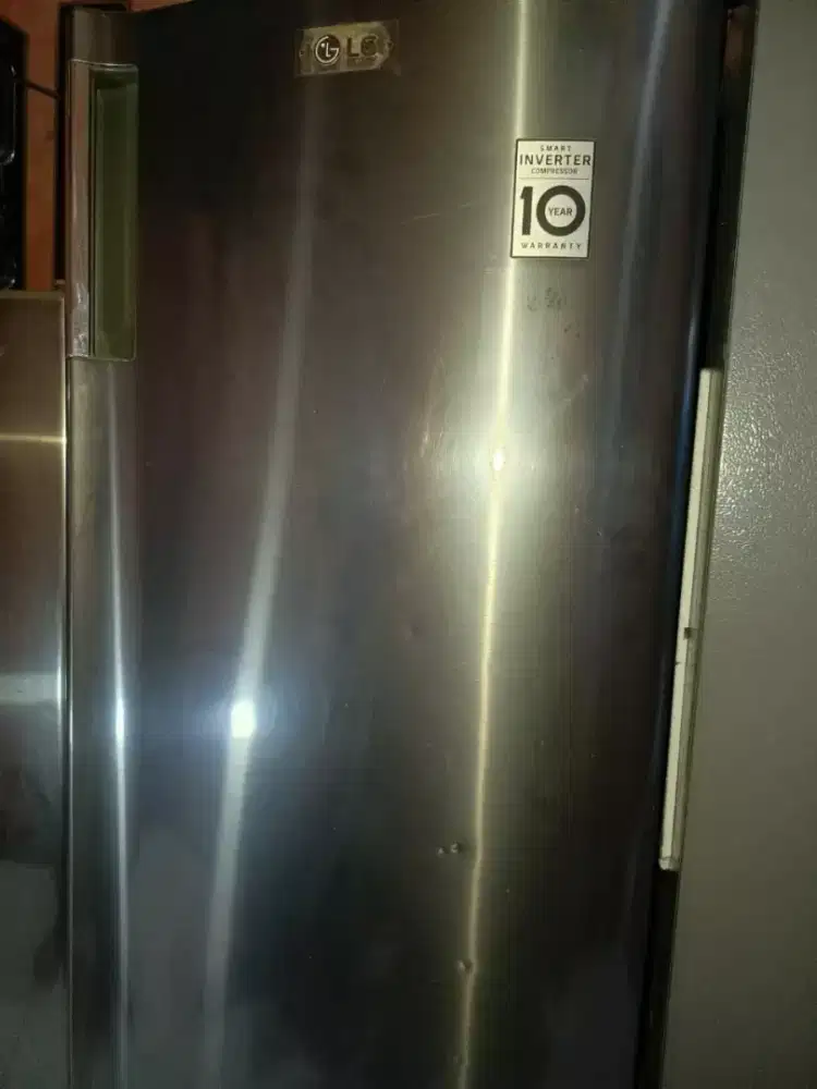 FREEZER ES BATU LG 6RAK MINUS MODUL jual apa adanya