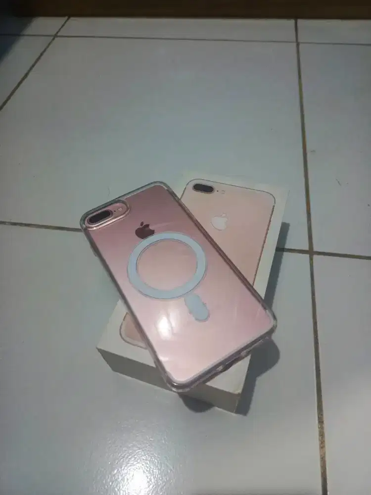 Iphone 7+ 128gb istimewa ex resmi ibox