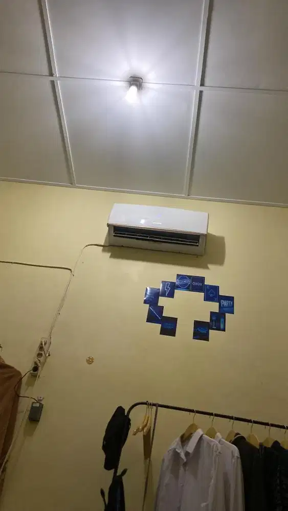 Jual AC Bekas Merk Polytron 1/2 PK Dingin Pool