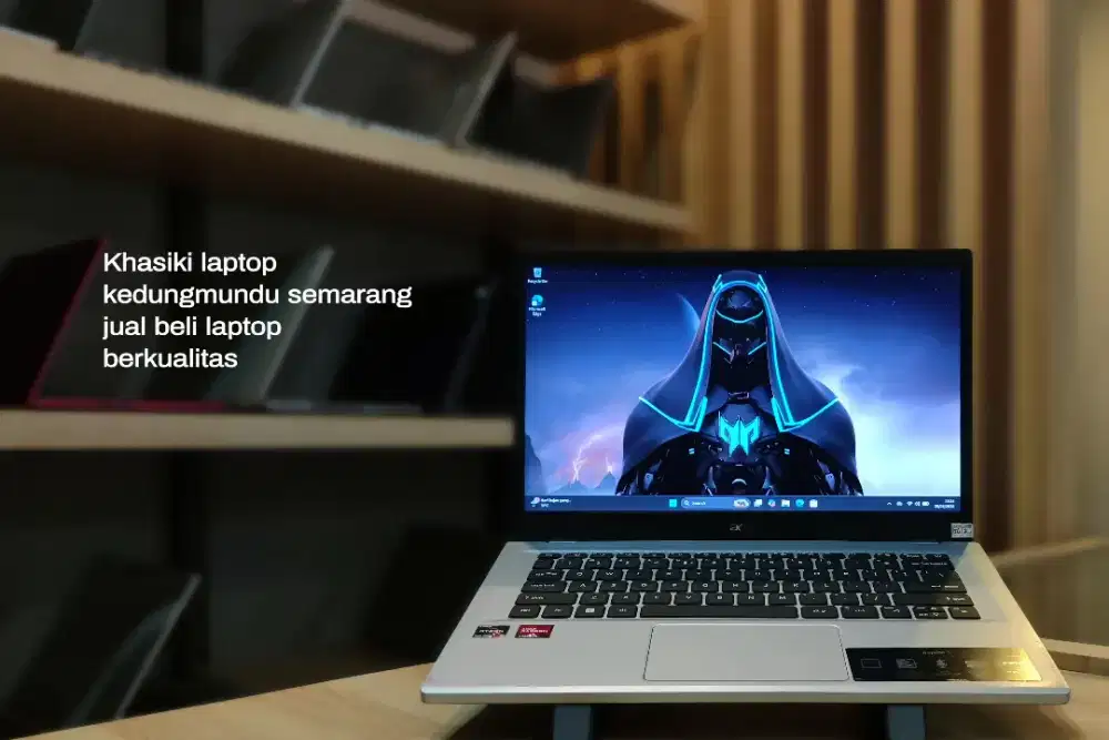 Acer A314 R5 7520 8GB ddr5 512gb ssd vga radeon