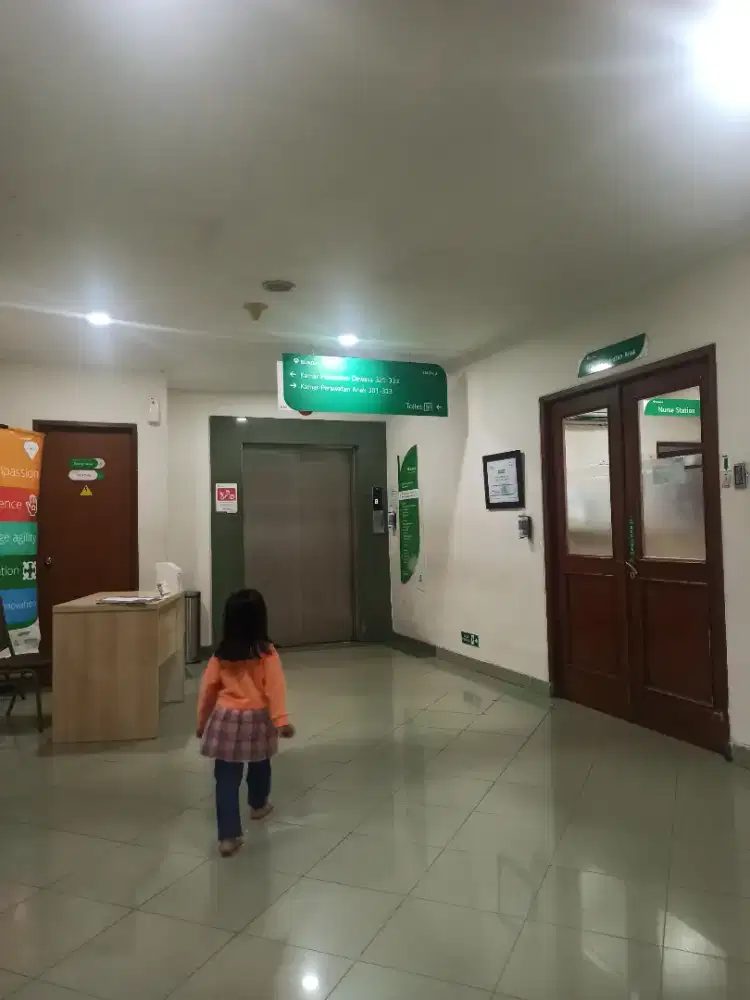 DICARI PENGASUH ANAK PEREMPUAN