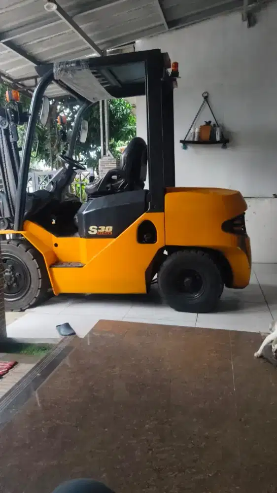 DIJUAL FORKLIFT