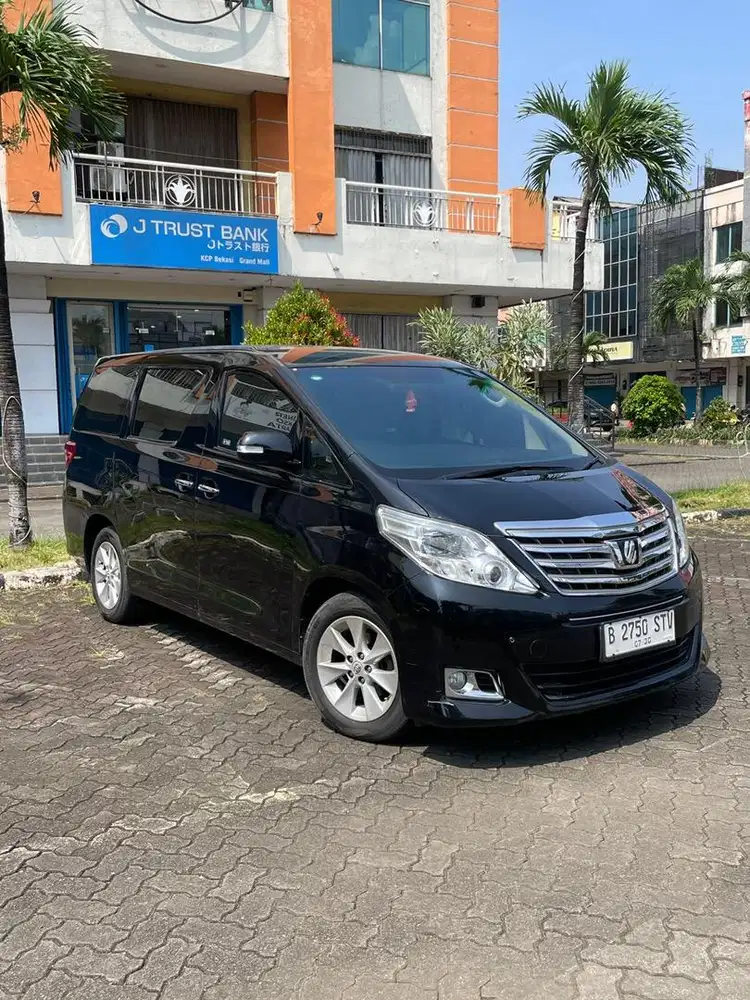 Toyota Alphard 2.4 AT 2014