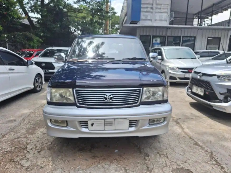LOW DP Toyota Kijang 2.0 Krista Bensin-MT 2001 8MM